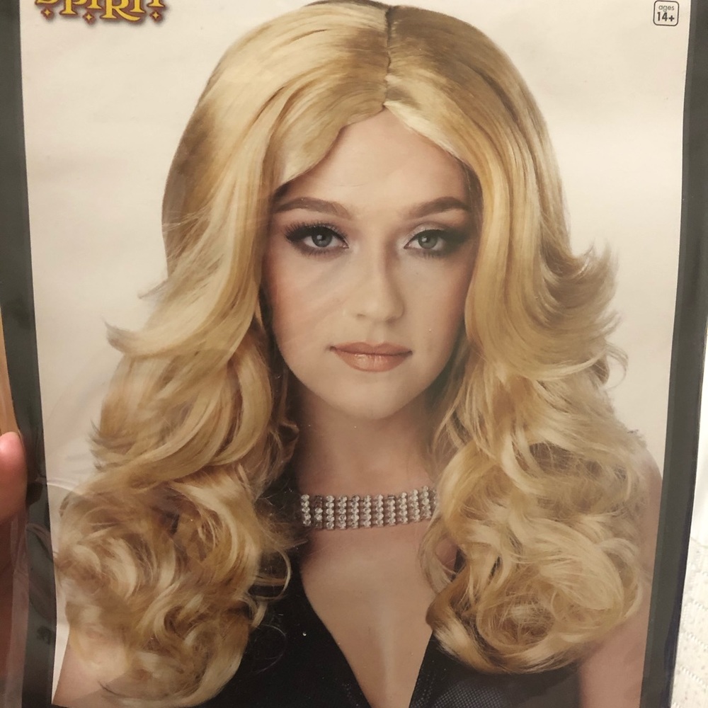 Blonde “IT GIRL” Halloween Wig